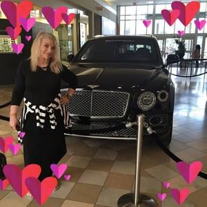 Meet your Posher, Hope